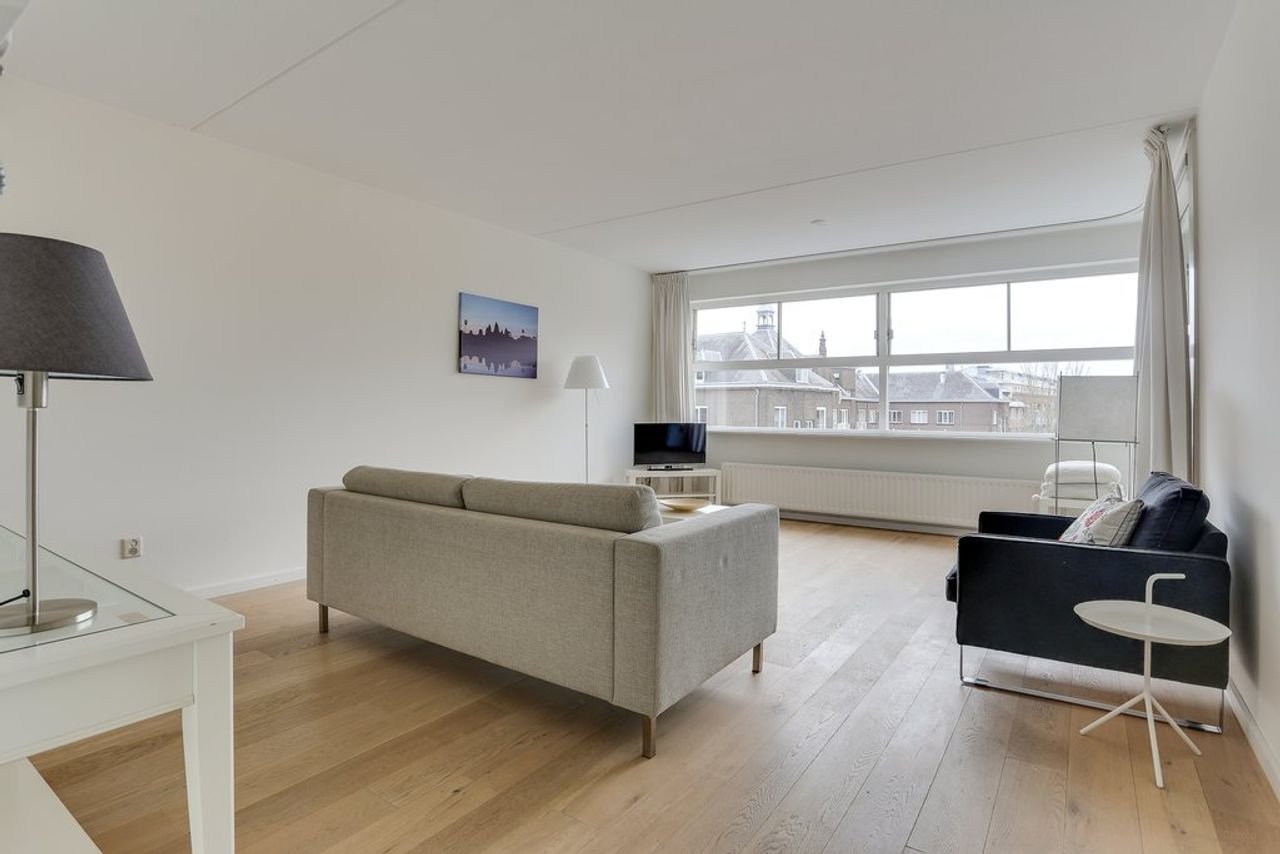 Utrecht Centrum: 3 kamers &amp; parkeren - Afbeelding 2