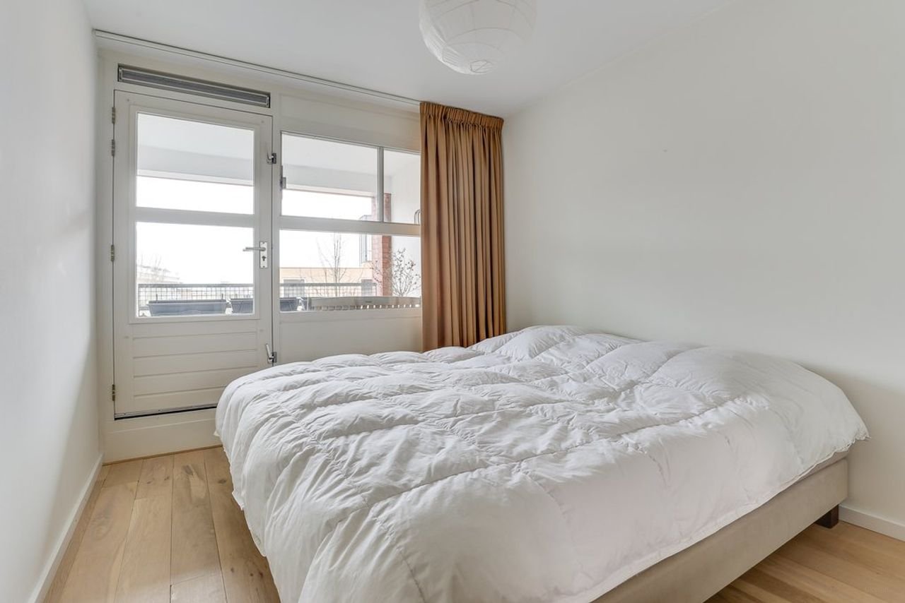 Utrecht Centrum: 3 kamers &amp; parkeren - Afbeelding 14