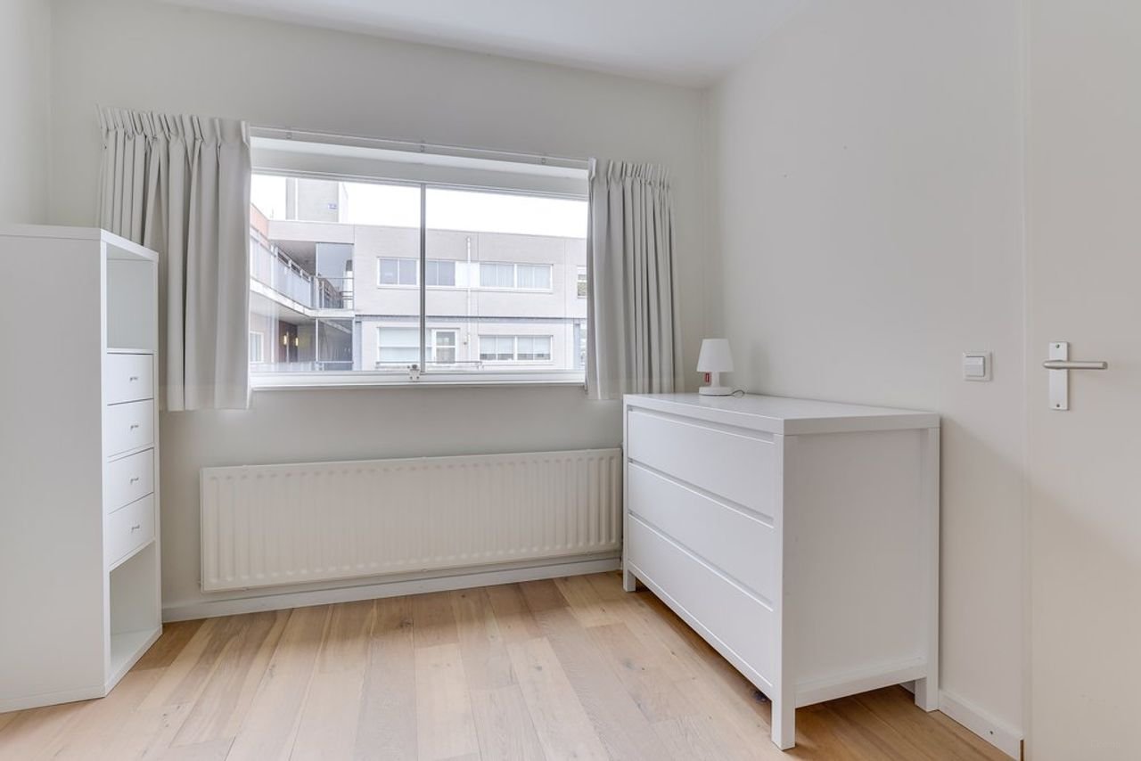 Utrecht Centrum: 3 kamers &amp; parkeren - Afbeelding 17