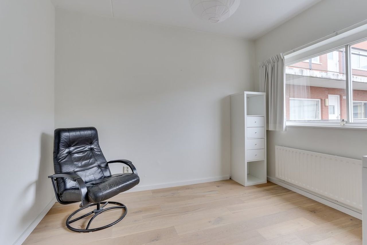 Utrecht Centrum: 3 kamers &amp; parkeren - Afbeelding 16