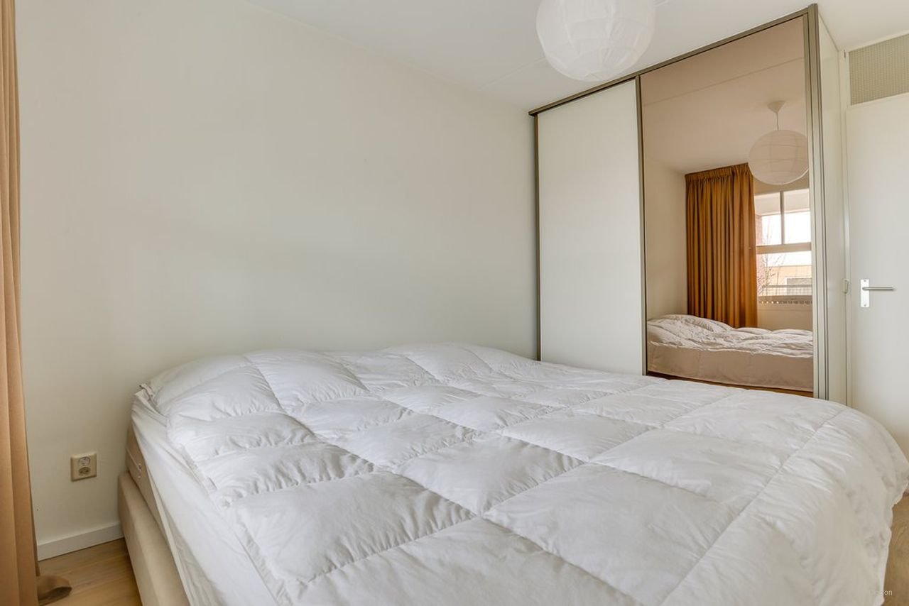 Utrecht Centrum: 3 kamers &amp; parkeren - Afbeelding 15