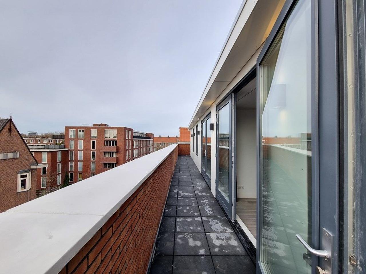 Penthouse met balkon in De Baarsjes - Afbeelding 6