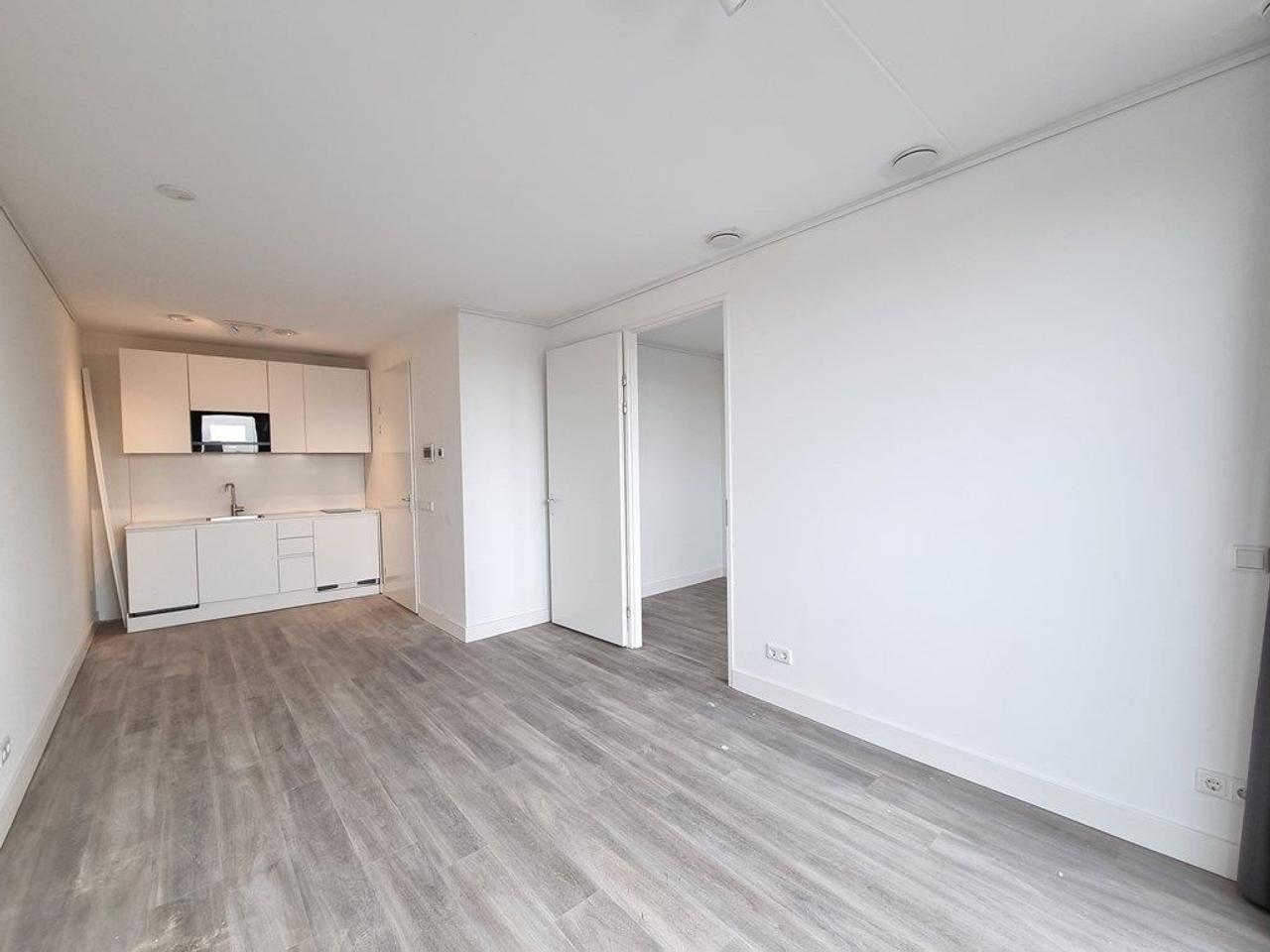 Penthouse met balkon in Amsterdam-West - Afbeelding 1