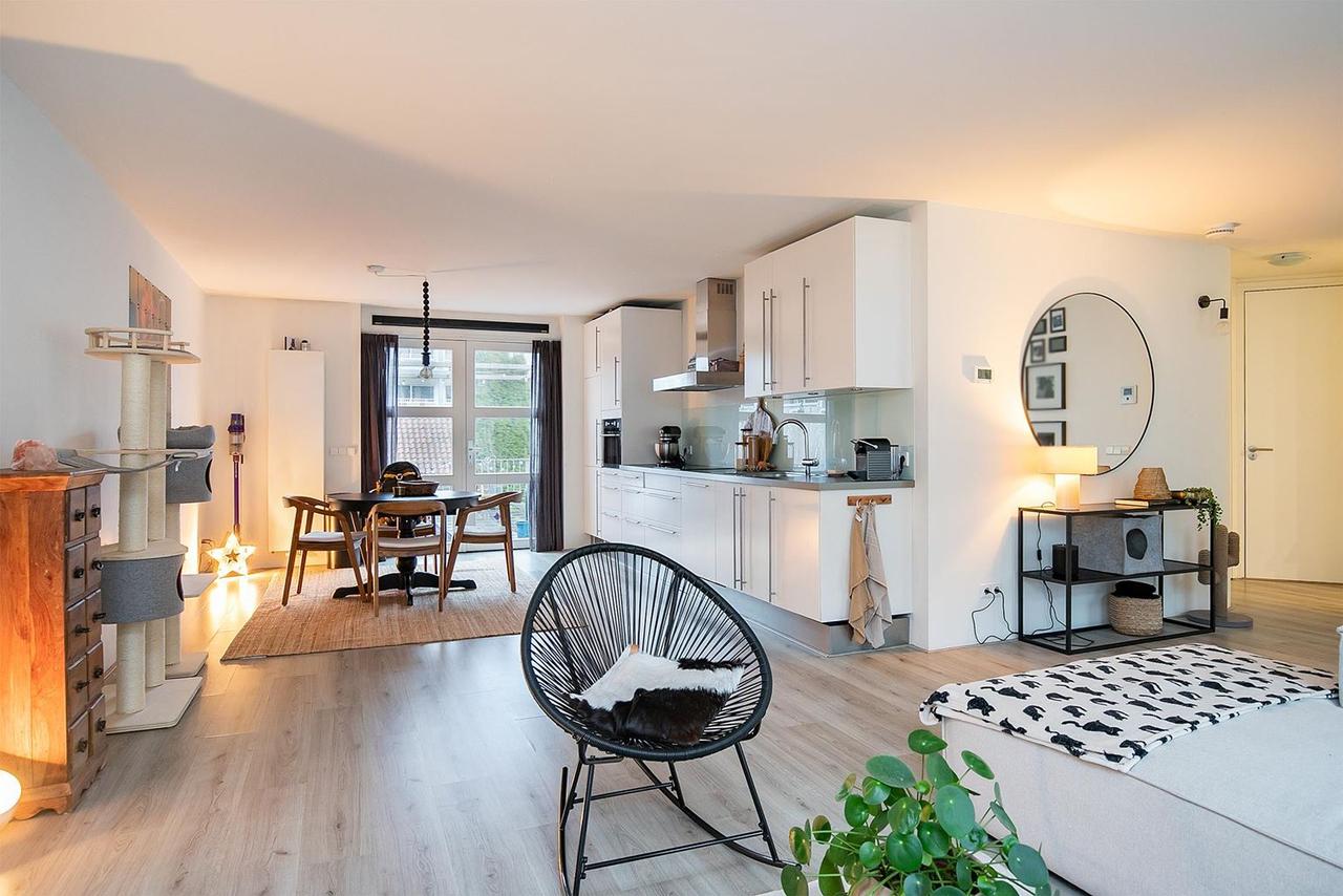80m² apartment with private roof terrace in Valkenburg - Image 5