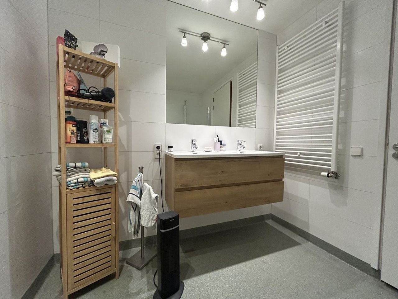 Licht appartement met balkon aan de Neerhem - Afbeelding 7