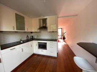 Gemeubileerd huis met zonnige tuin in Ypenburg - Afbeelding 6