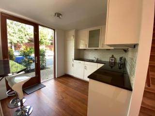 Gemeubileerd huis met zonnige tuin in Ypenburg - Afbeelding 7