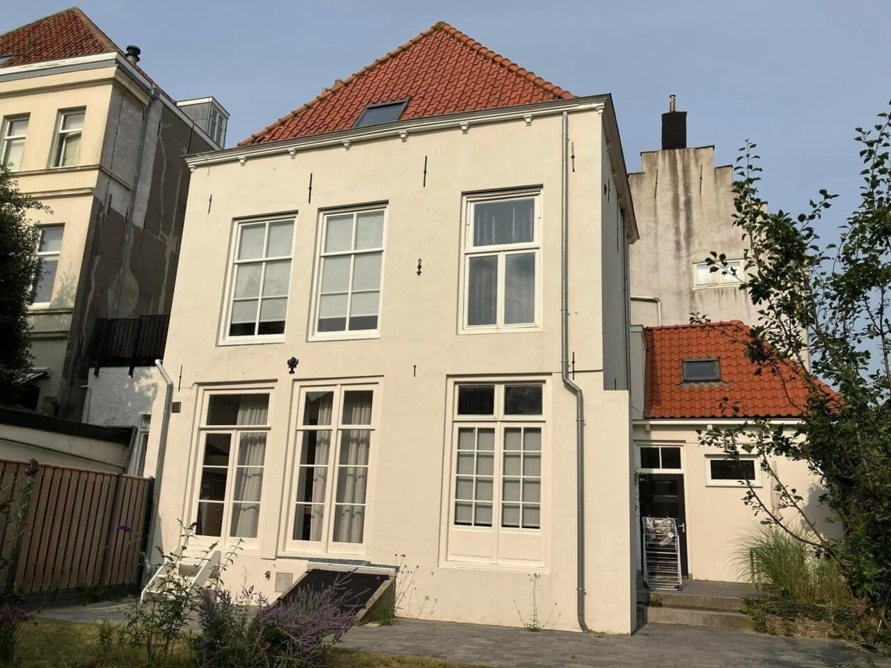 Furnished 50 m² studio on Bellamypark - Image 1