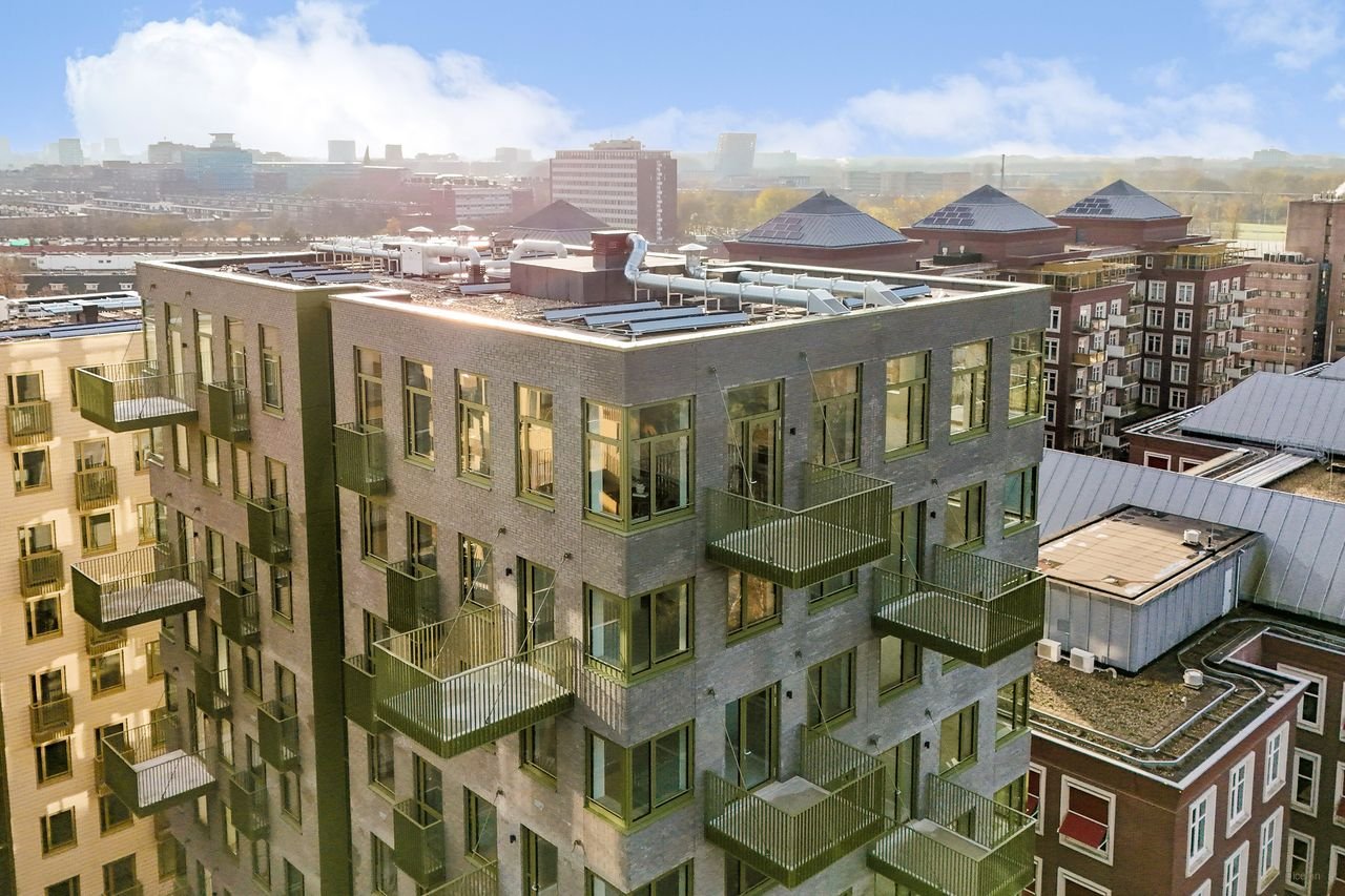 Licht penthouse met uitzicht in Westerpark - Afbeelding 2