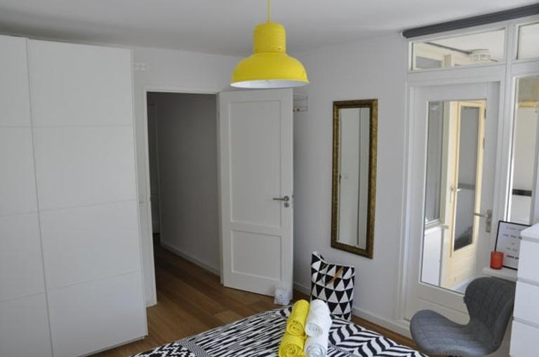 Gemeubileerd 3-kamerappartement met balkon - Afbeelding 9