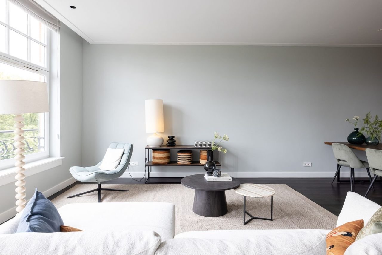 Luxury loft with roof terrace and private elevator - Image 13