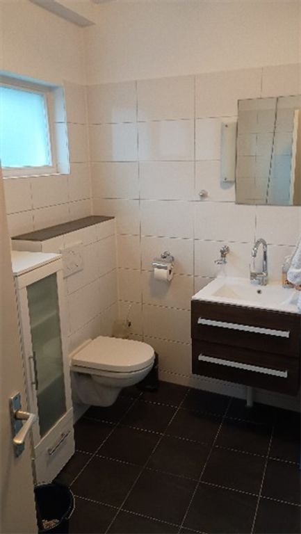 Ground floor apartment with courtyard (65 m²) - Image 3