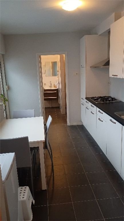 Ground floor apartment with courtyard (65 m²) - Image 1