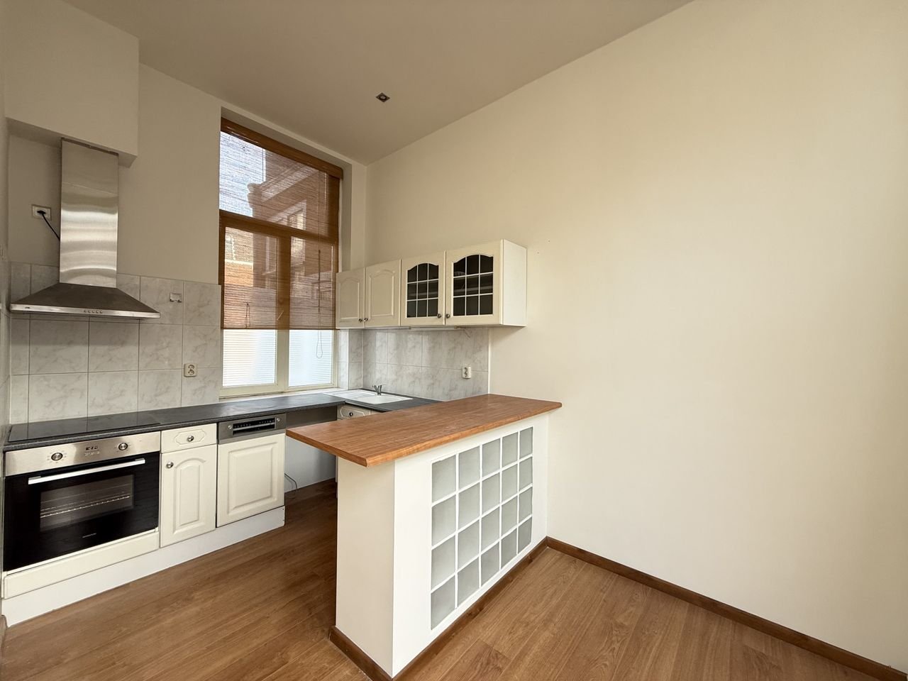 Lichte studio voor studenten in Zeeheldenkwartier - Afbeelding 2