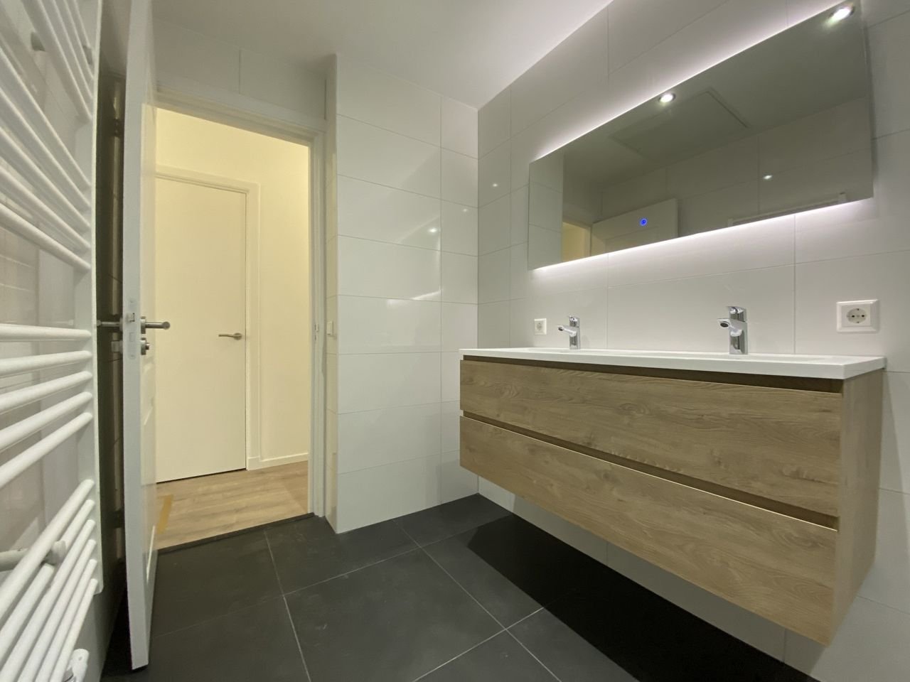 Gerenoveerd 4-kamer appartement (A+++) - Afbeelding 7