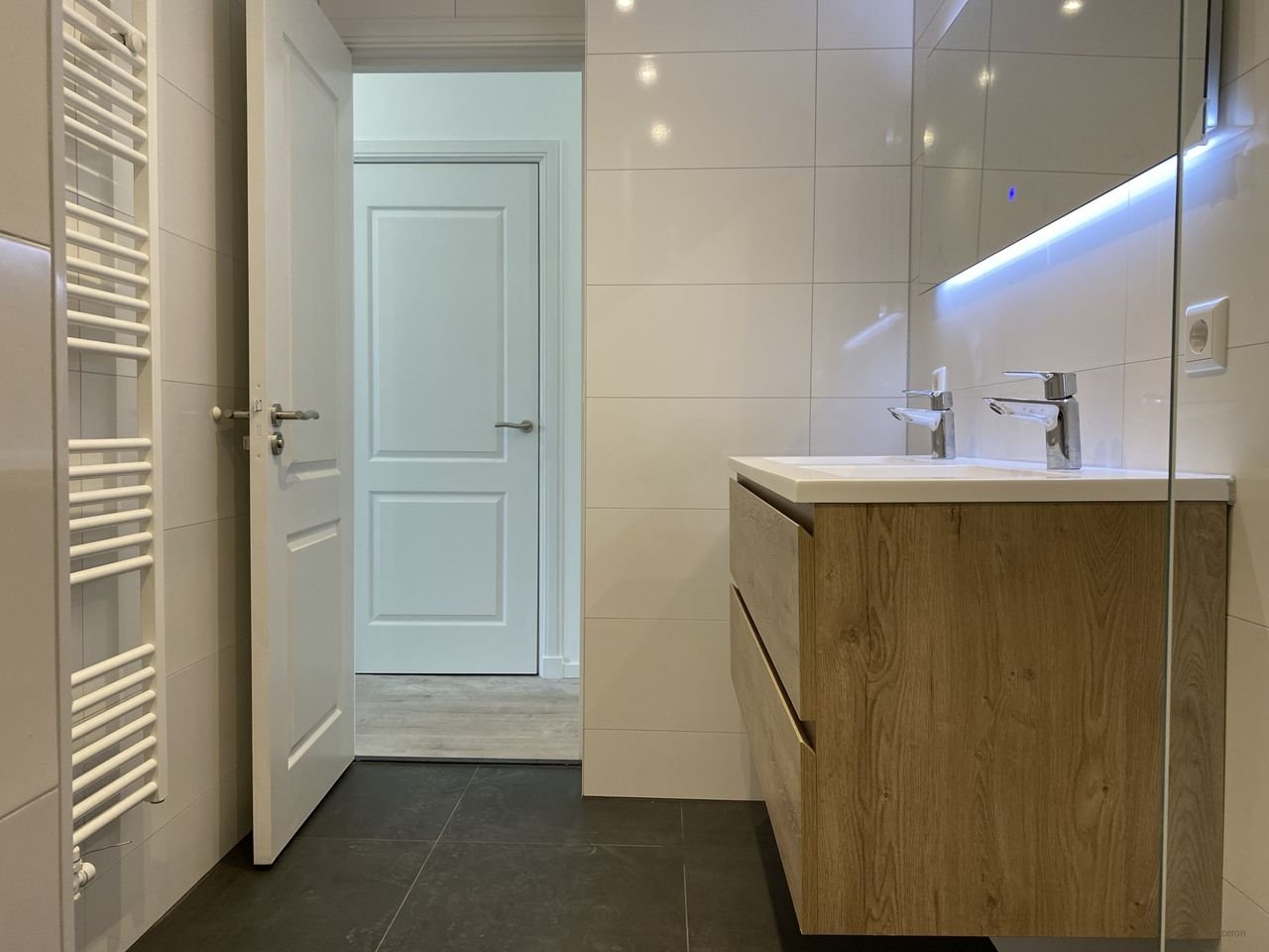 Gerenoveerd 4-kamer appartement (A+++) - Afbeelding 7