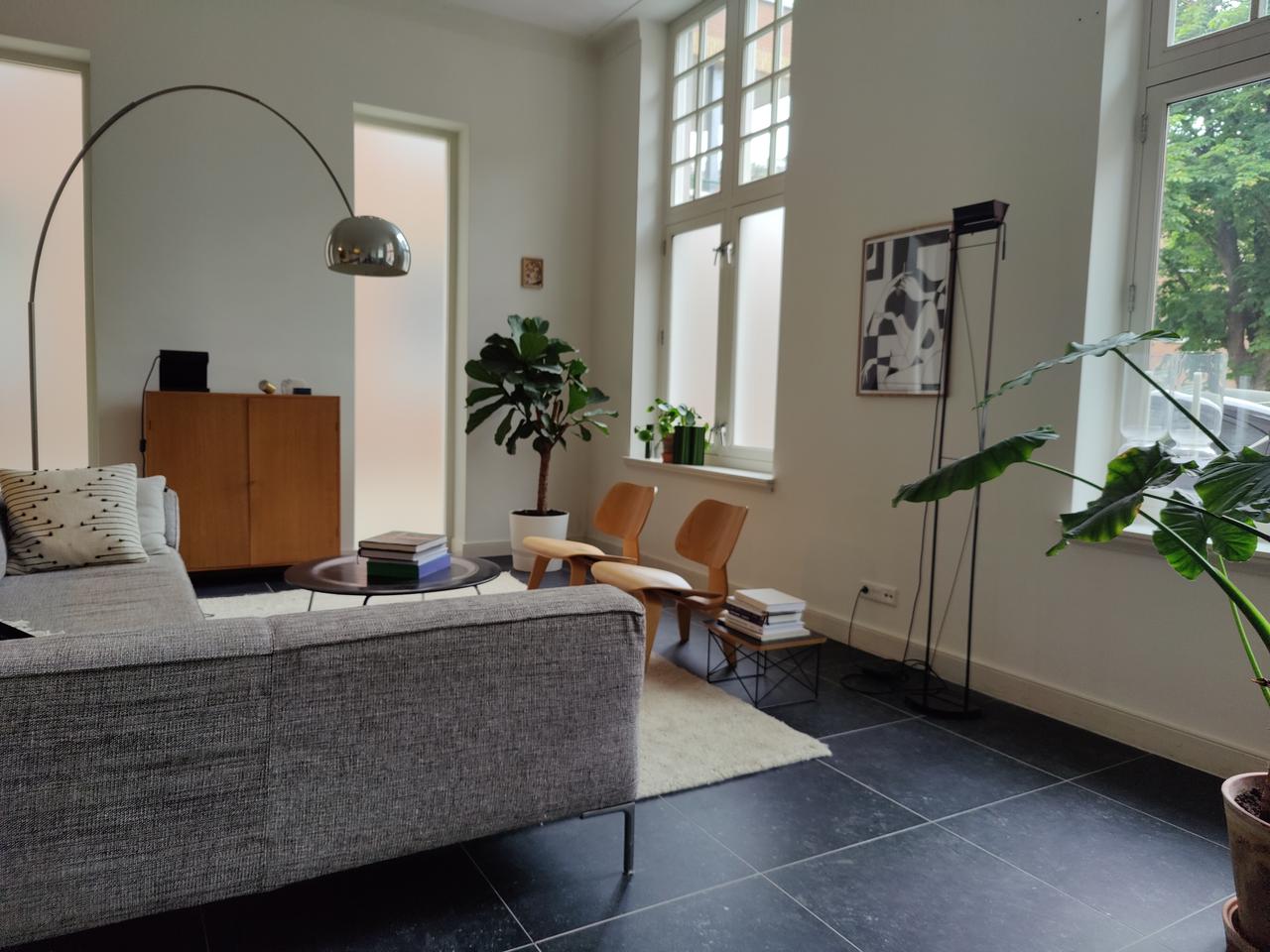 Historic apartment on Strijpsestraat - Image 9