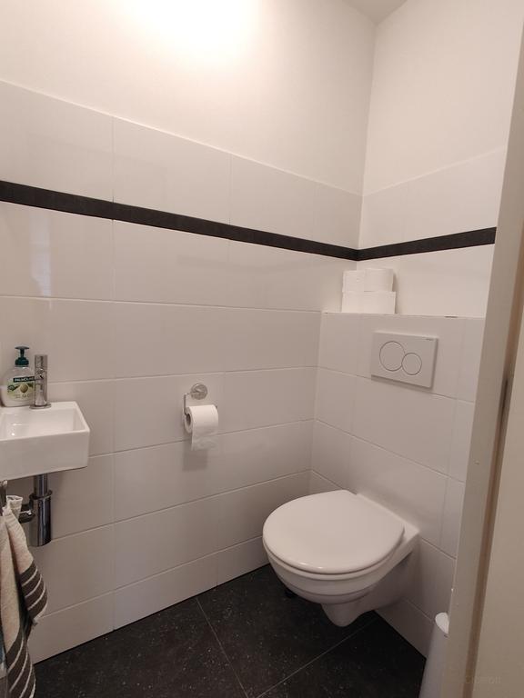 Historic living on Korte Havenstraat - Image 12