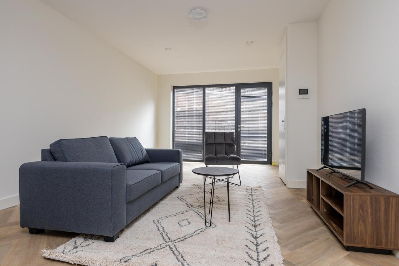 New short-stay apartment near Tilburg Station - Image 3
