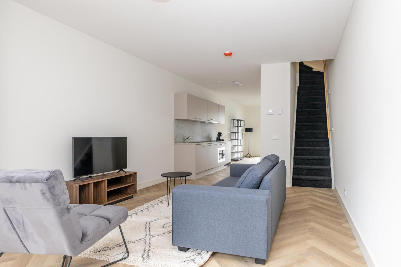 New short-stay apartment near Tilburg Station - Image 4