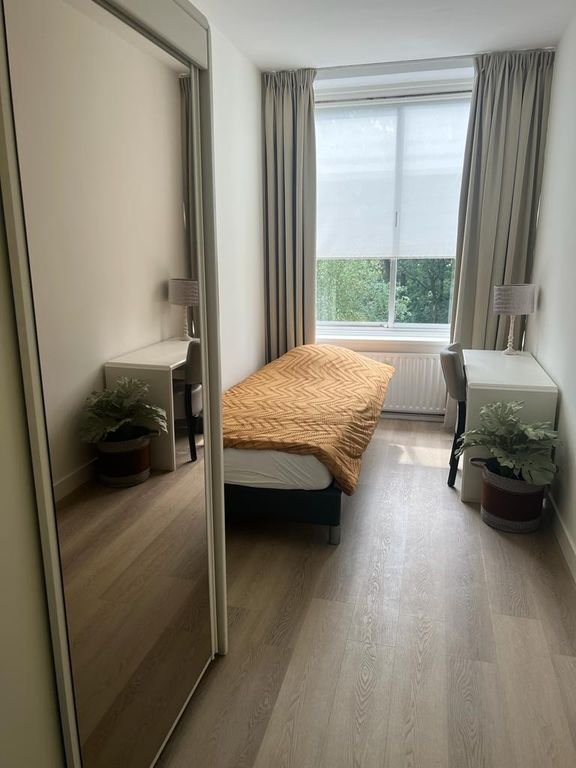 Gemeubileerd 4-slaapkamer appartement in Amstelveen - Afbeelding 10