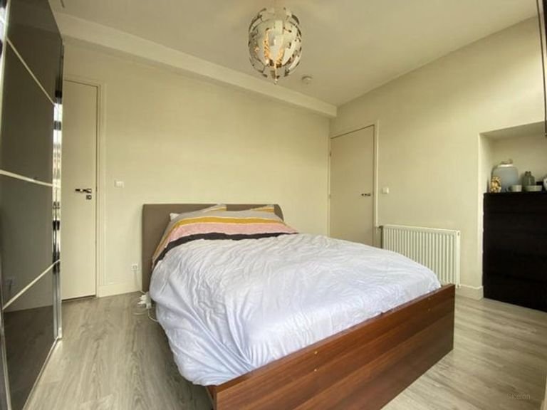 Fijne topetage in Laakkwartier-West - Afbeelding 1