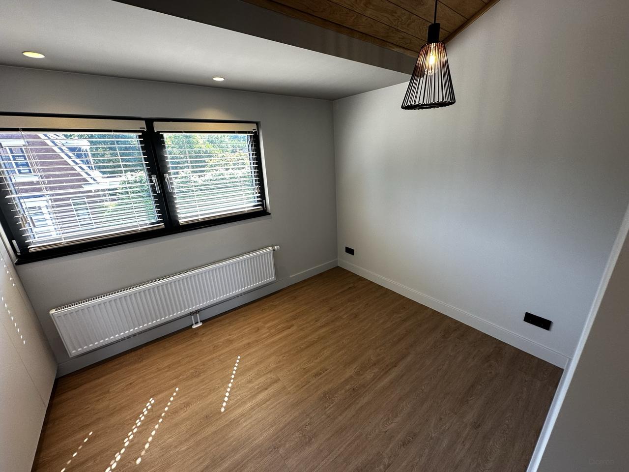 Luxe hoekwoning met tuin in Hogeland - Afbeelding 12