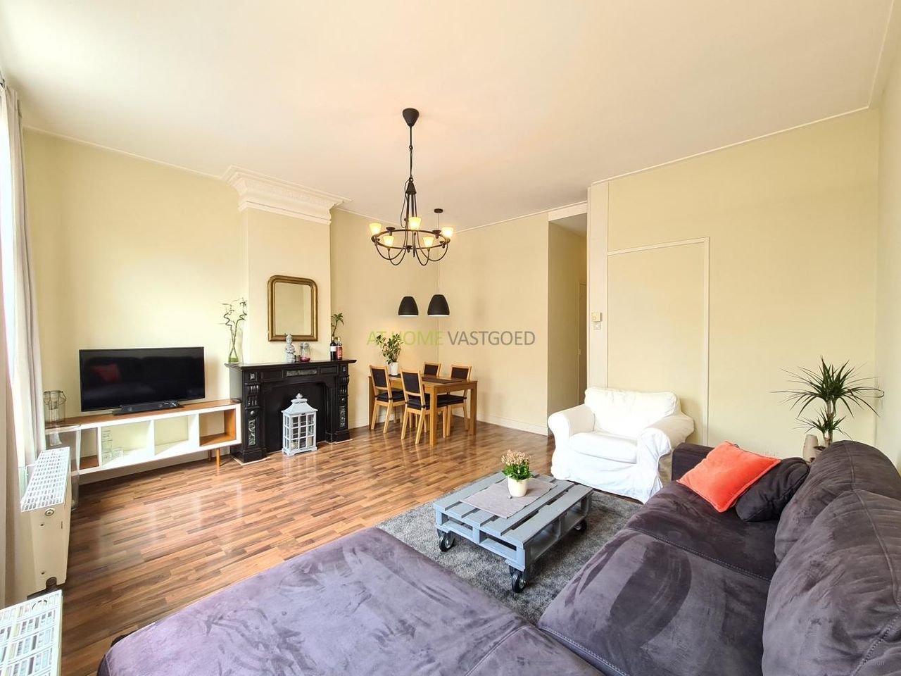 Gemeubileerd appartement met balkon achter Rotterdam Centraal - Afbeelding 3
