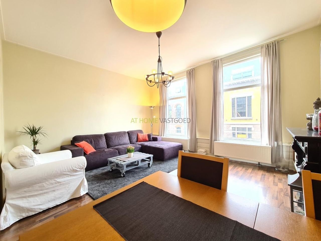 Gemeubileerd appartement met balkon achter Rotterdam Centraal - Afbeelding 1