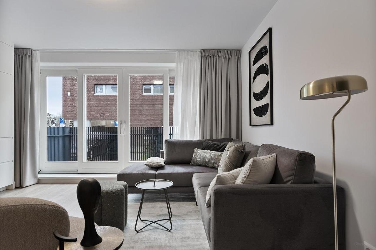 Gemeubileerd 3-kamerappartement - Afbeelding 2