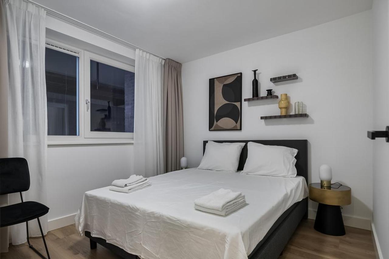 Gemeubileerd 3-kamerappartement - Afbeelding 9
