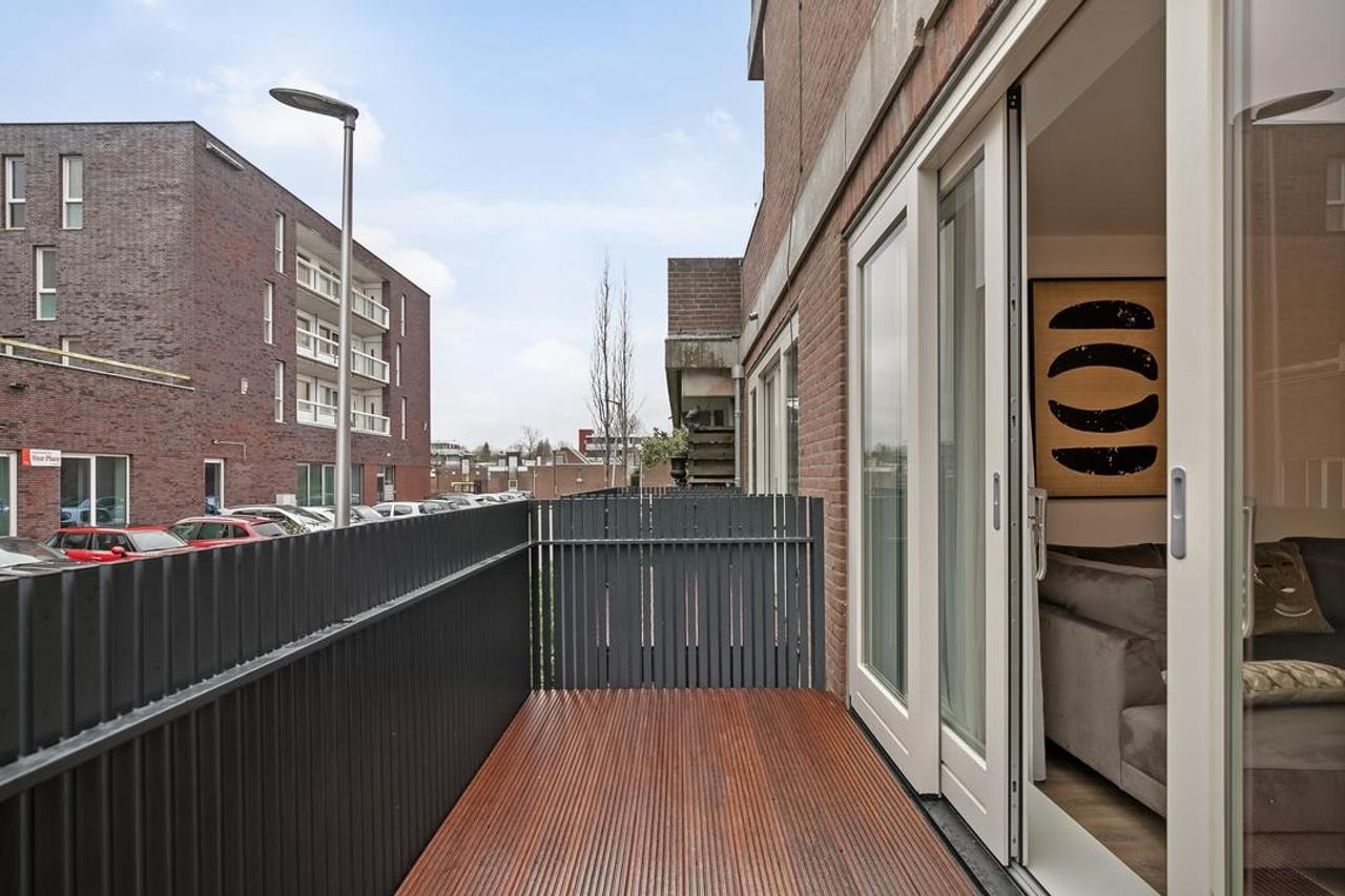 Gemeubileerd 3-kamerappartement - Afbeelding 17