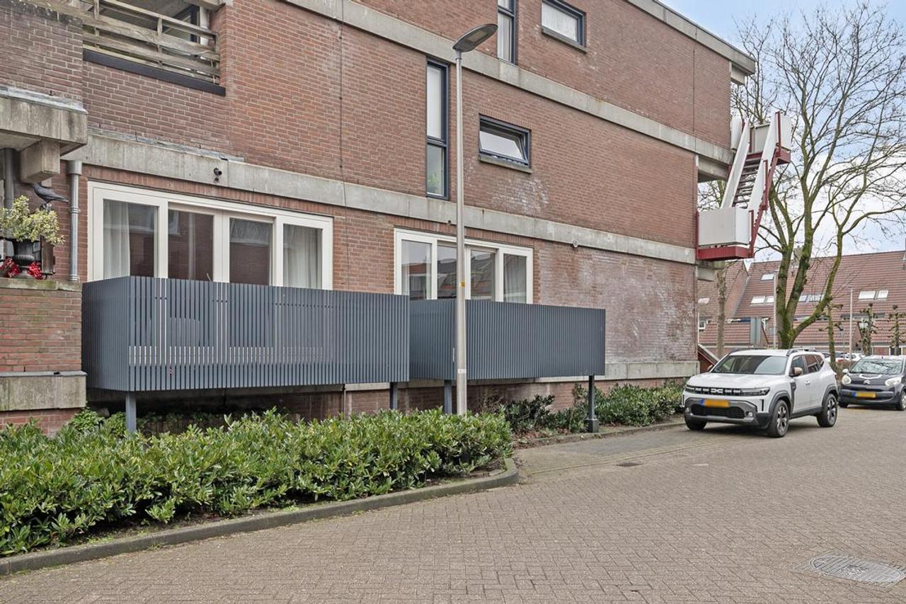 Gemeubileerd 3-kamerappartement - Afbeelding 19