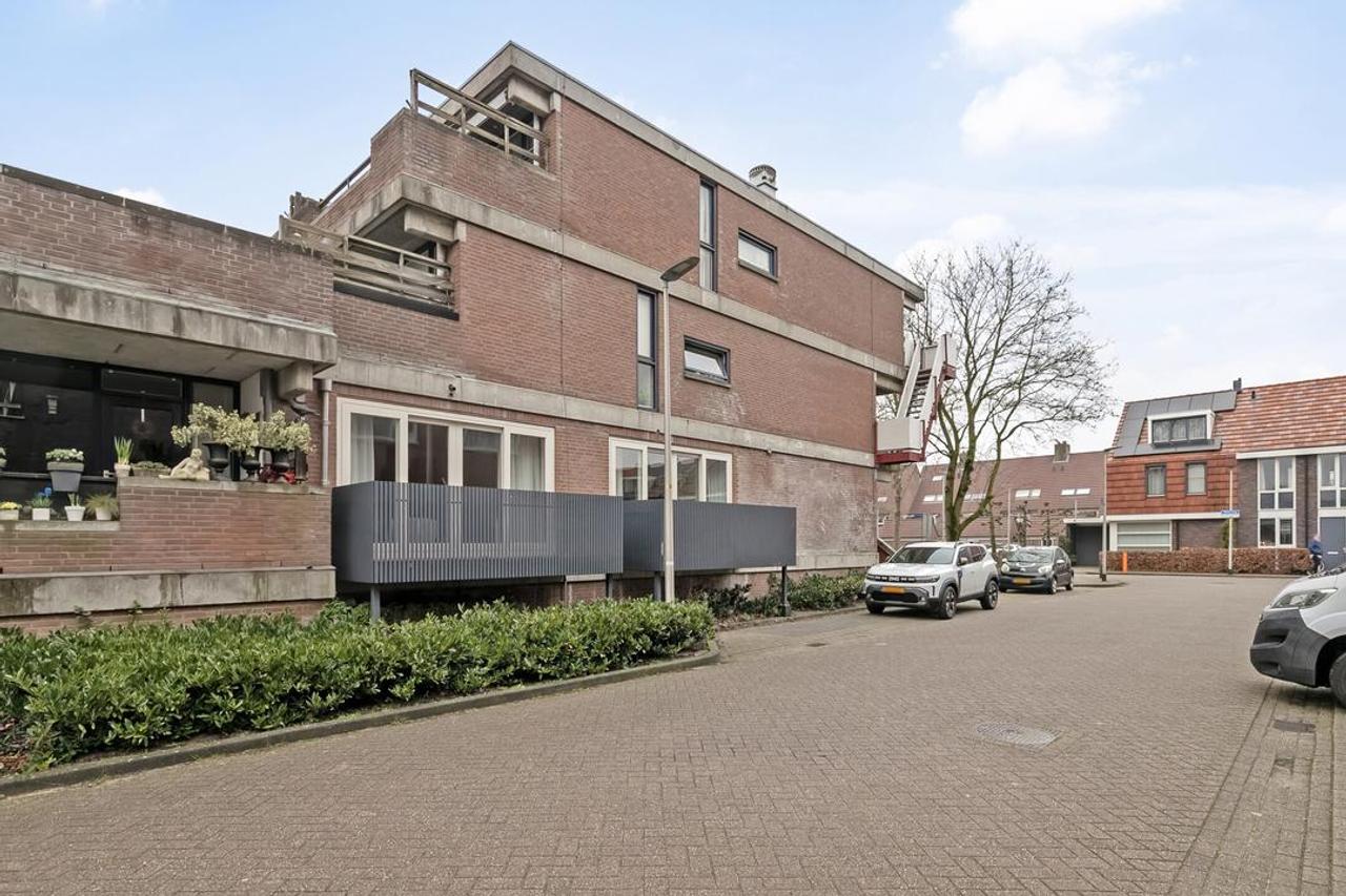 Gemeubileerd 3-kamerappartement - Afbeelding 20