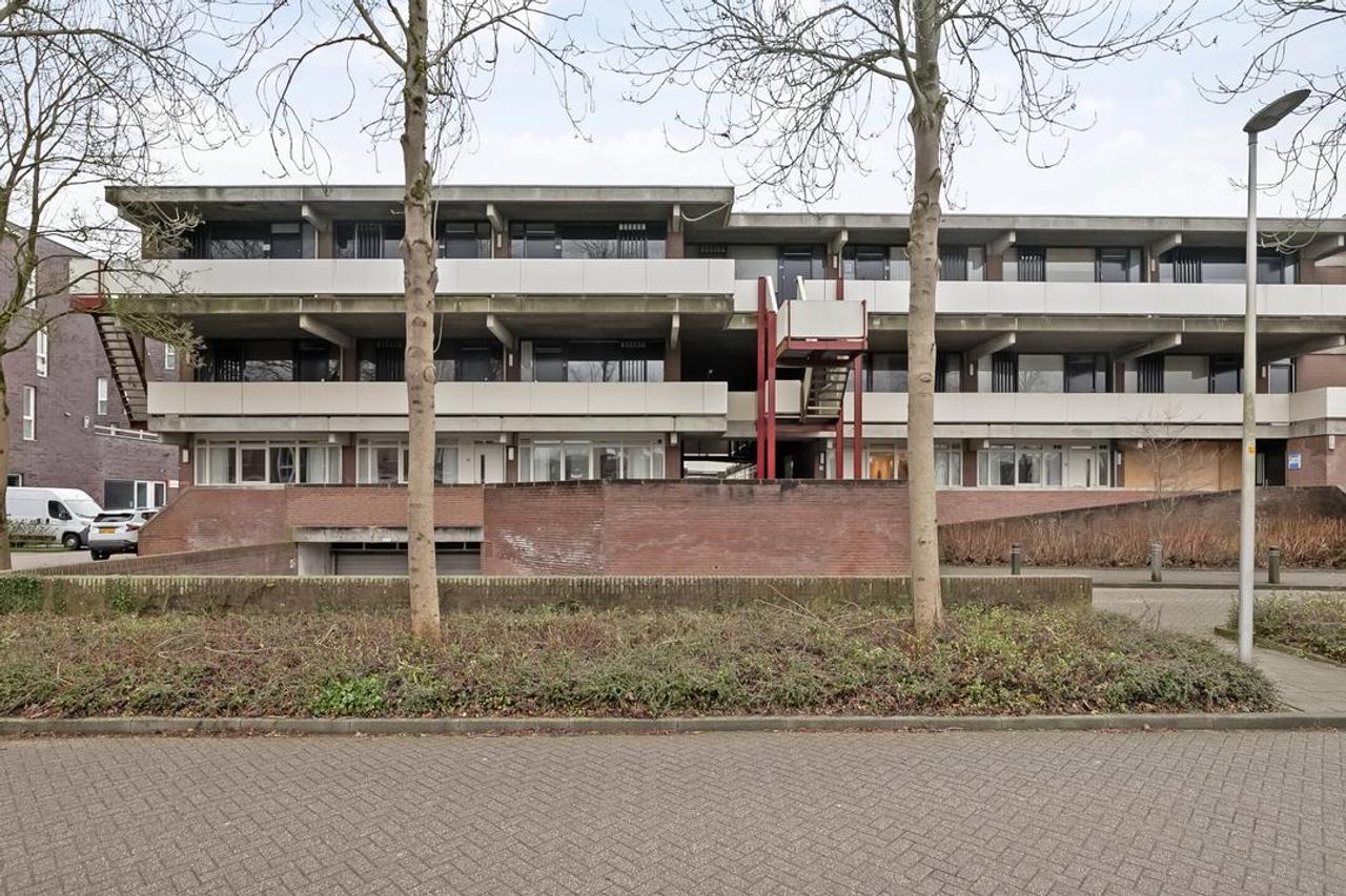 Gemeubileerd 3-kamerappartement - Afbeelding 22