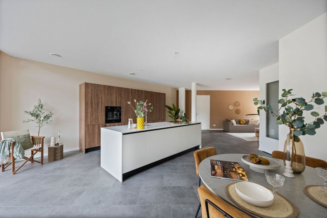 Wonen in een kerk aan het Frederik Hendrikplein - Afbeelding 1