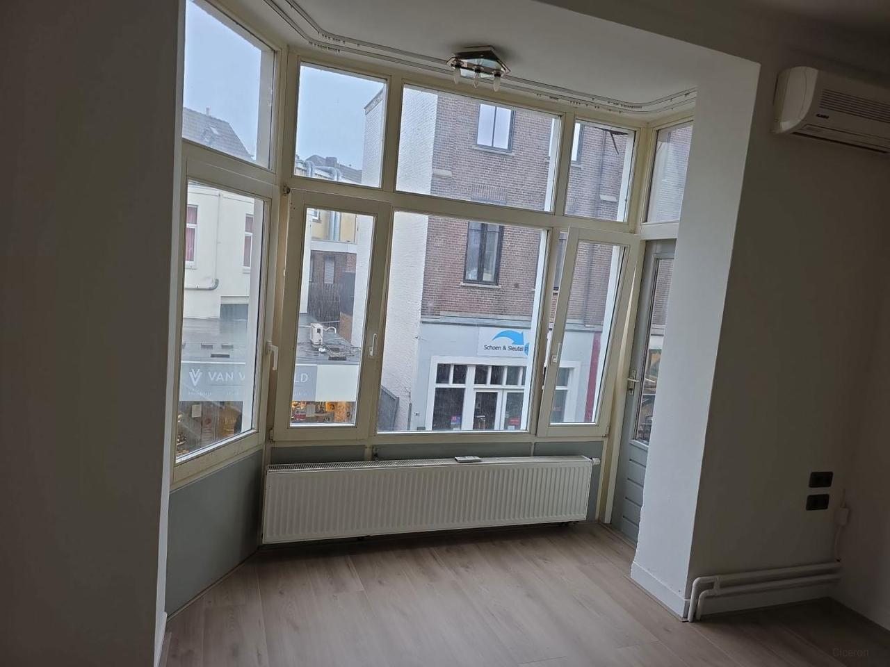 15 m² Room in the Heart of Heerlen - Image 3