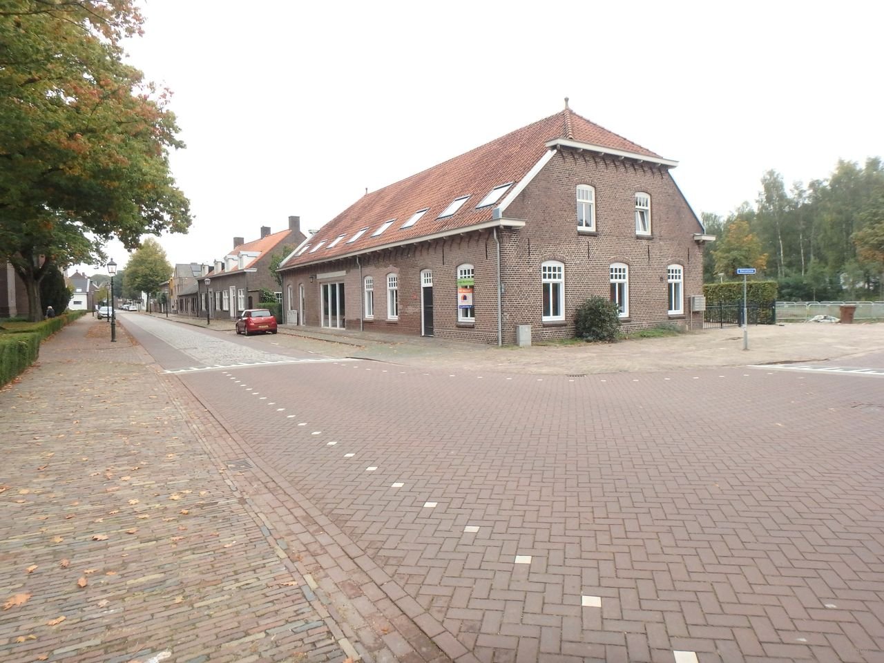 Huis met tuin in centrum Oirschot - Afbeelding 1