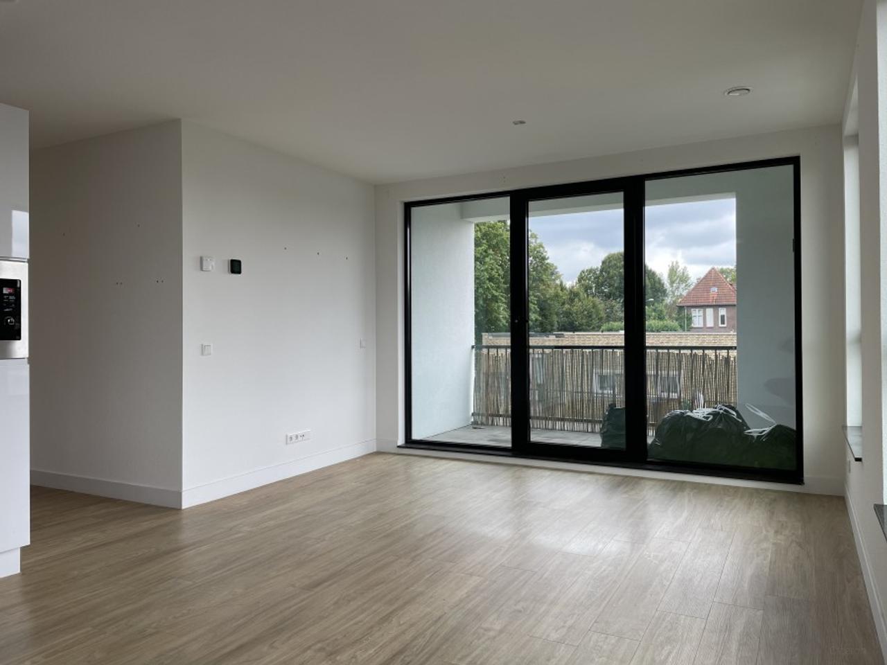 Gasloos 3-kamerappartement met balkon - Afbeelding 2