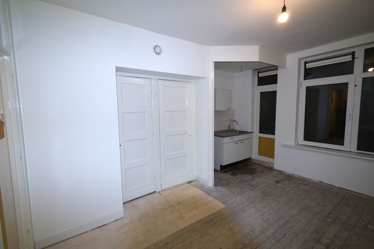 Benedenwoning met balkon in Oud Crooswijk - Afbeelding 2