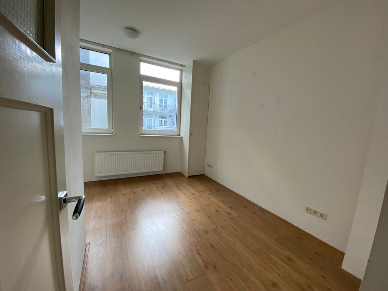 Licht appartement in De Baarsjes (2 slaapkamers) - Afbeelding 9
