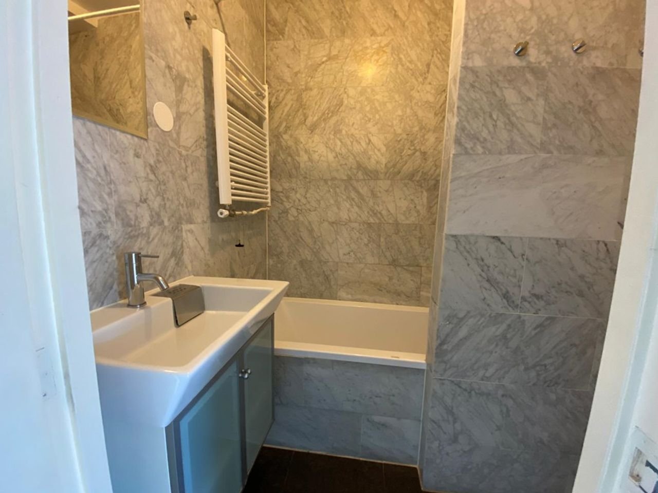 Licht appartement in De Baarsjes (2 slaapkamers) - Afbeelding 12