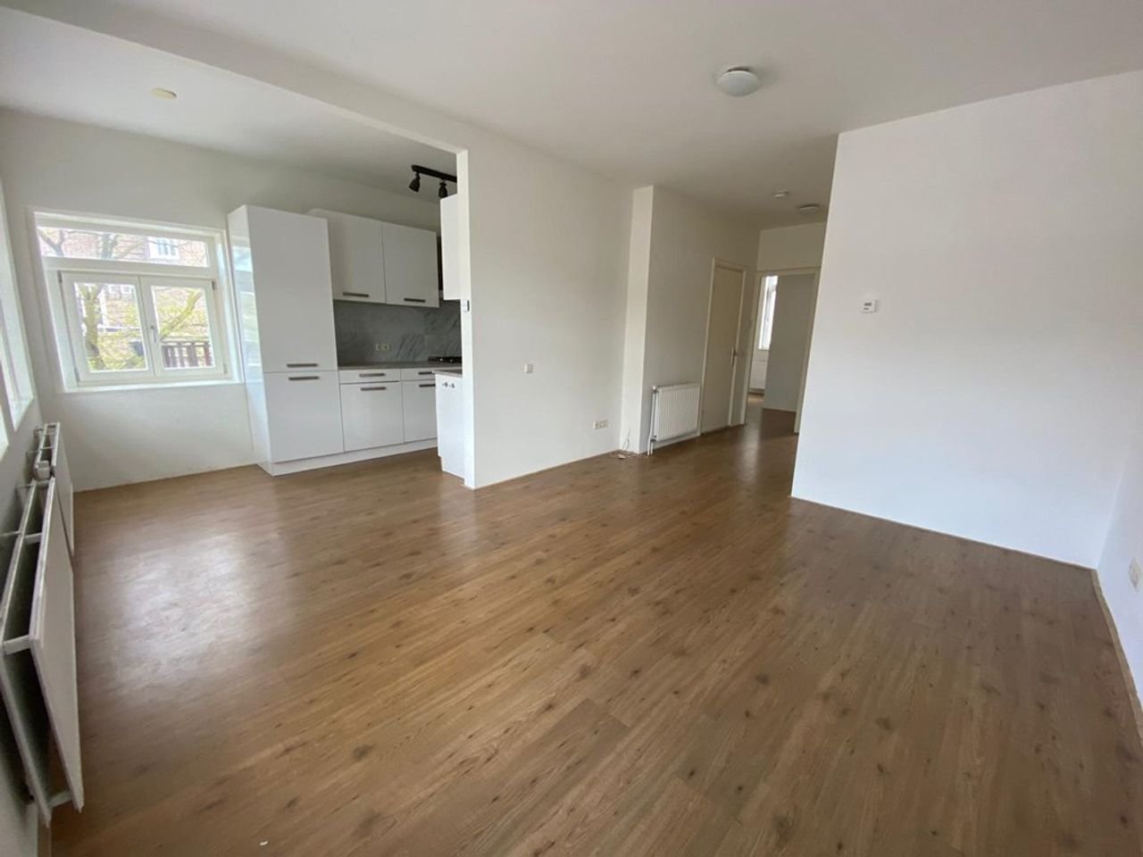 Licht appartement in De Baarsjes (2 slaapkamers) - Afbeelding 5