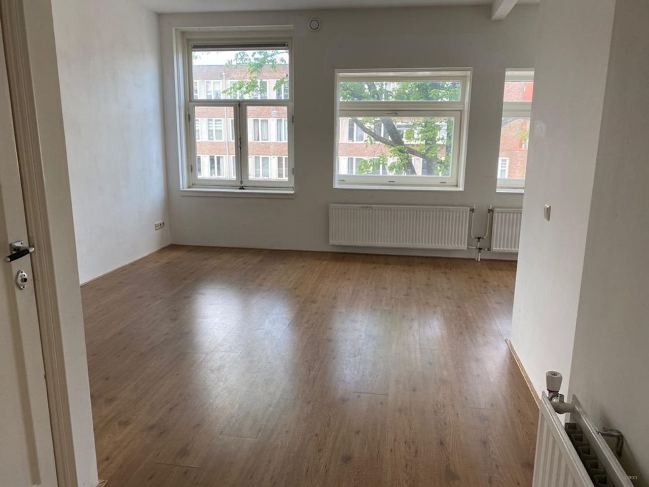Licht appartement in De Baarsjes (2 slaapkamers) - Afbeelding 3