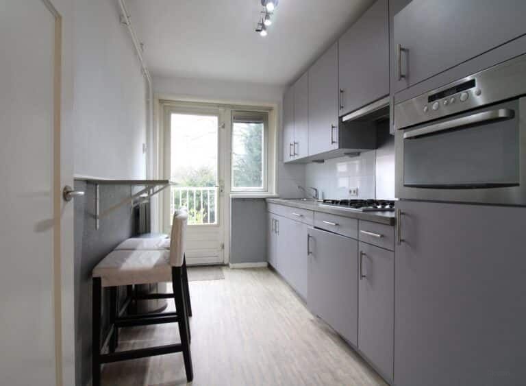 Tuindorp Maisonette: 3 Bedrooms - Image 5