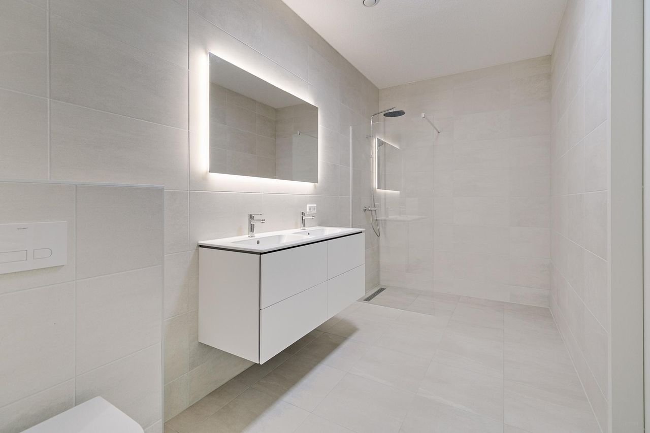 Bright Apartment in Hyde Park: Energy Label A - Image 5