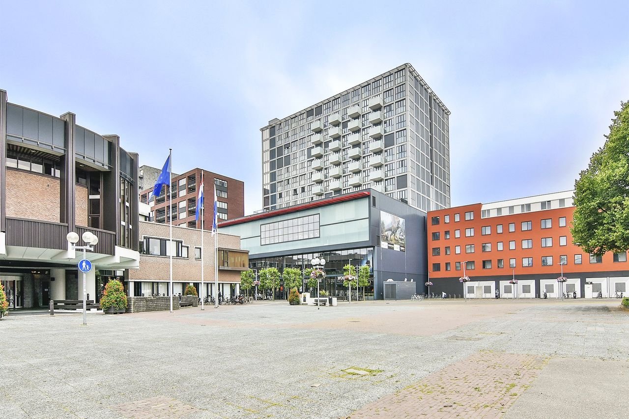 Bright apartment with a view in the heart of Hoofddorp - Image 6