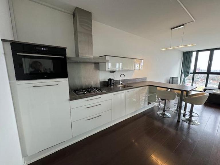 Appartement met balkon aan Raadhuisplein - Afbeelding 5