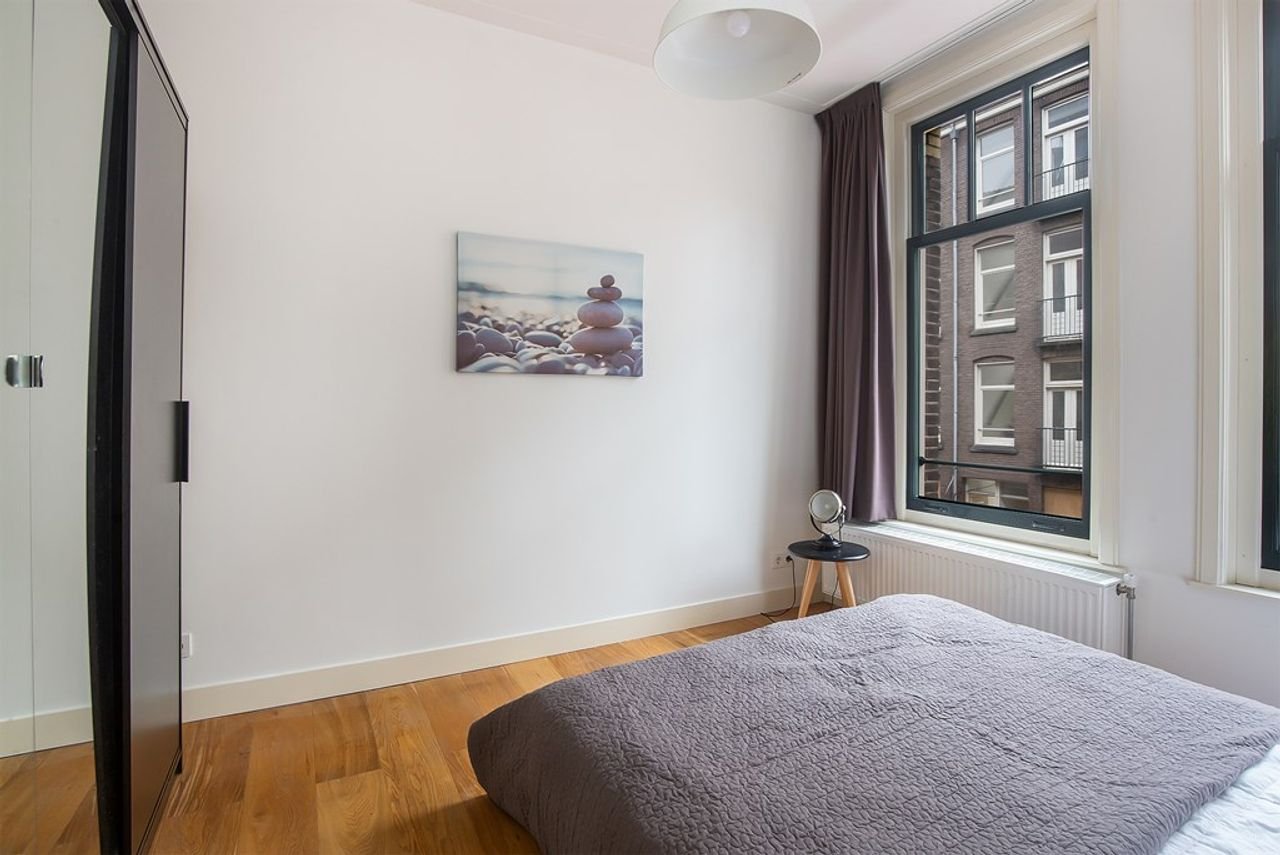 3-kamer studentenwoning in de Pijp - Afbeelding 15