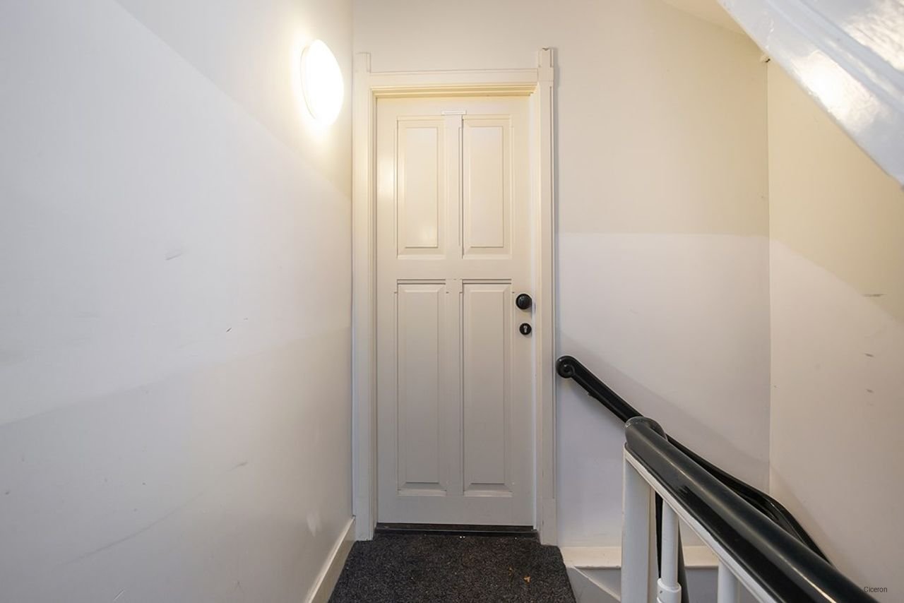 3-kamer studentenwoning in de Pijp - Afbeelding 12